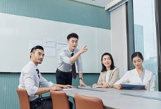 構(gòu)建專業(yè)高效的企業(yè)官網(wǎng)，是一個(gè)涉及美學(xué)、策略等的綜合工程